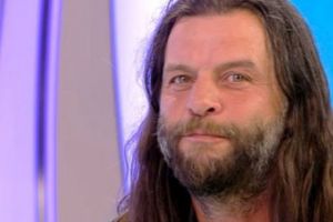 PRIMA APARIȚIE în public a lui Liviu Arteni, după moartea Israelei. Ce făcea când VEDETA şi-a dat ULTIMA SUFLARE. MĂRTURII-ȘOC