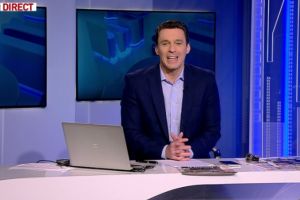 Mircea Badea explică diferenţa dintre Iohannis vorbind despre cele şase case şi Iohannis apărând-o pe Kovesi