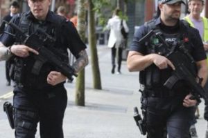 Marea Britanie, ÎN ALERTĂ MAXIMĂ! Intervin pompierii si paramedicii. Oamenii AU FOST EVACUAȚI