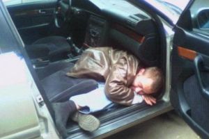 Dosar penal pe numele unui barbat prins beat la volan, pe o strada din Ploiesti