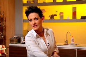 Bârgăul revine în forţă în arena bucătarilor. Inelul, dar mai ales preparatul cu care au fost cuceriţi chefii (VIDEO)