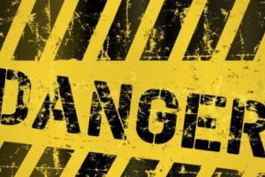 PERICOL MORTAL la prima înghiţitură. Atenţie, nici nu ştiţi cât de APROAPE suntem DE O TRAGEDIE. Video şocant