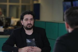 Hodor, funcţionarul CNSAS care a publicat lista celor 200 de „colaboratori” ai Securităţii, riscă între 6 luni şi cinci ani de închisoare