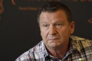 Aurel Tamaş, printre pasagerii unui avion care a picat în gol câteva sute de metri: Toată lumea a intrat în panică