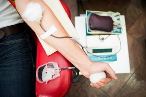 Donare de sange la Timisoara, initiata de Mamicile Mai Tari Ca Google