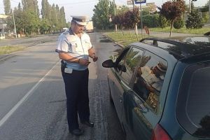Un barbat condamnat pentru infractiuni rutiere a fost depistat de politisti in Vama Jimbolia
