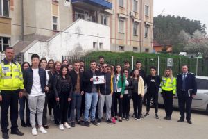 Poliţiştii moineşteni, la «Școala Altfel»