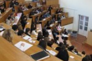 Ministrul Educatiei, Valentin Popa,vrea sa inchida facultatile de drept si de economie