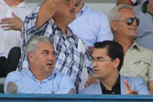 Burleanu rămâne preşedinte la FRF. A câştigat clar alegerile