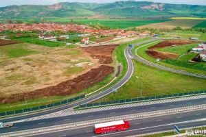 FOTO,VIDEO/ Autostrada Sebeş-Turda, lotul 1: Începuturi timide ale lucrărilor la viitorul nod rutier Sebeş