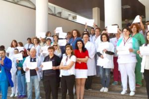 Medicii au protestat pentru sporuri la Pediatrie