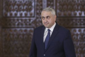 Răspuns categoric al ministrului Educaţiei Naţionale, Valentin Popa: „În cazul comasării liceelor din Rm. Vâlcea, s-au respectat prevederile legale referitoare la organizarea reţelei şcolare”