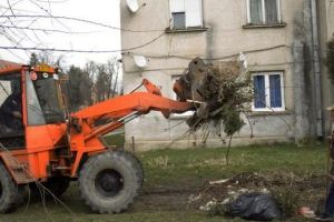 Curăţenia de primăvară contină la Târgu-Mureş. Programarea străzilor pentru perioada 23-28 aprilie