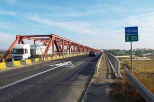 Duminică SE ÎNCHIDE PODUL DE LA MĂRĂCINENI. Reparaţiile vor dura aproximativ PATRU LUNI. Vor fi RESTRICȚII de TONAJ