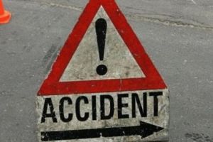 Copil de 2 ani accidentat de un şofer de 80 de ani care mergea în marşarier