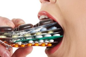 Dezvăluiri alarmante în parlamentul European despre tratamentul cu antibiotice la oameni şi animale