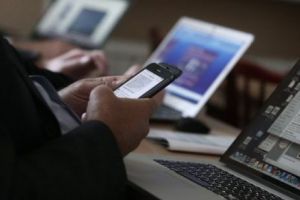 Kremlinul NEAGĂ că ar avea în vedere INTRODUCEREA FILTRELOR pe INTERNET după modelul Chinei