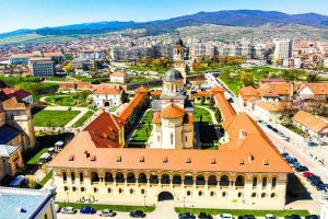 Primăria Alba Iulia face achiziţie pentru 3.000 de broşuri, care vor fi împărţite turiştilor pentru promovarea oraşului. Ce conţin acestea
