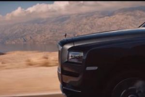 Cum arată SUV-ul Rolls Royce de 325.000 de dolari VIDEO