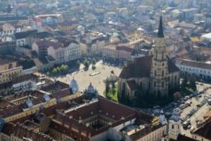 Clujul, oraşul în care tinerii preferă să se mute pentru un job. Ce oraşe se mai află în top