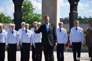 FOTO. Klaus Iohannis, laude la adresa Blajului: Nu degeaba i s-a spus ”Mica Romă”/ Oamenii l-au aplaudat şi i-au spus că îl aşteaptă şi în al doilea mandat