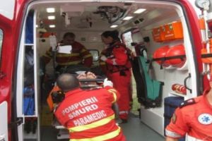 O octogenară paralizată a stat o zi cu fiica ei moartă în casă