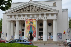 30 de trupe de teatre de păpuşi şi marionete se pregătesc pentru Festivalul Gulliver