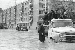 FOTOGALERIE. Cea mai mare calamitate din istoria Sătmarului: Zeci de oameni ucişi de Someş