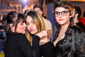 Weekend-ul distracţiei la Cotton Pub. Cu doi DJ consacraţi din Braşov