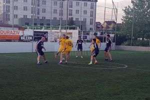 Sănătatea a preluat şefia Ligii Companiilor, având un meci mai mult disputat decât Muşatinii