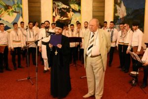 Salonul Naţional de Literatură şi Artă „Rotonda Plopilor Aprinşi” – un fenomen cultural emblematic pentru întreaga Oltenie de sub Munte