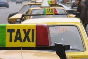 Amendat cu 1000 de lei pentru taximetrie ilegală