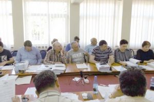 O nouă şedinţă a Consiliului Local: Aleşii huşeni, convocaţi “de îndată”