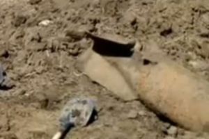 Descoperirea care a ȘOCAT o întreagă comunitate! Bomba de 150 de kilograme, găsită la gunoi