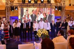 Distinctia ”Cinstea Maramuresului” a fost acordata personalitatilor care fac cinste judetului (FOTO)