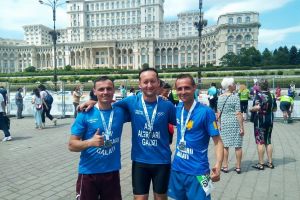 Militarii de la Asii alergarii Galati“, pe locul noua, din sute de stafete, la semimaratonul de la Bucuresti