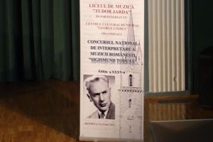 Anomalii la Concursul „Sigismund Toduţă”. Lipsă de organizare, număr de premii condiţionat de bani