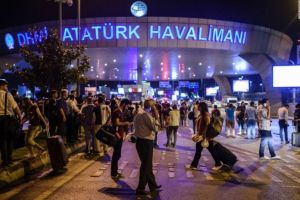 Incident pe aeroportul Ataturk din Istanbul. Clipe de groaza pentru pasageri