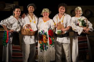 Actorii păpuşari arădeni, pe scenele celor mai importante festivaluri din ţară