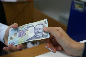 Subiectul anului – salariile  CUI I-A CRESCUT ȘI CUI I-A SCĂZUT SALARIUL