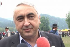 Ministrul Educaţiei susţine înscrierea „Horei Bucovinei” în patrimoniul UNESCO