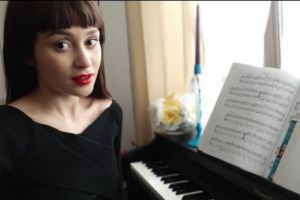 Lupta Irinei Rimeş cu depresia: un an de zile nu a ieşit din casă 