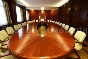 Inalti oficiali ai municipalitatii Shanghai  si oficiali ai cabinetului Dancila vin maine la Constanta. 