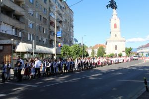 Ziua Naţională a portului popular, sărbătorită la Beiuş