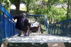 „Faleza Inferioară – Greu de ajuns”, un film interzis persoanelor în cărucioare cu rotile