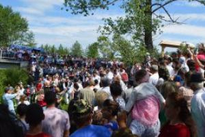 Spectacol si voie buna la Tanjaua Hotenarilor, ajunsa la 50-a editie (FOTO)