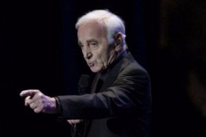 LEGENDARUL Charles Aznavour a mai TRECUT de o CUMPĂNĂ înainte de 94 de ani