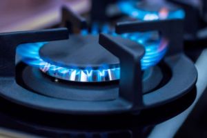 Gazele s-ar putea ieftini dacă Consiliul Concurenţei va dovedi că licitaţiile Transgaz au fost trucate