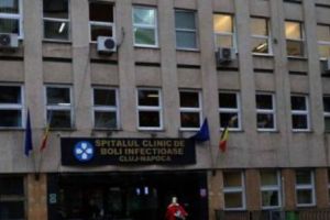 Tragedie la Cluj. O femeia a MURIT după ce s-a aruncat pe geamul unui spital! Poliţia face cercetări 
