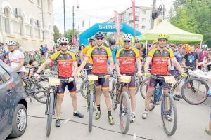 Cicliştii din Bârlad, la „Maratonul Vinului”